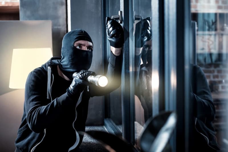 What To Do In A Home Invasion? Try The Helpful Tips